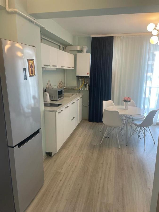 Ini Apartment Alezzi Navodari Luaran gambar