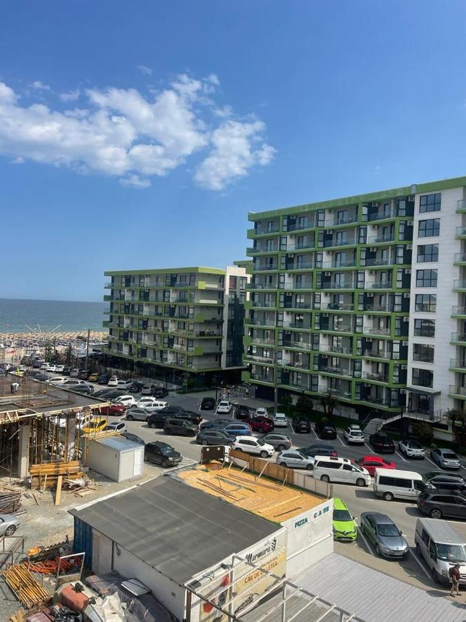 Ini Apartment Alezzi Navodari Luaran gambar