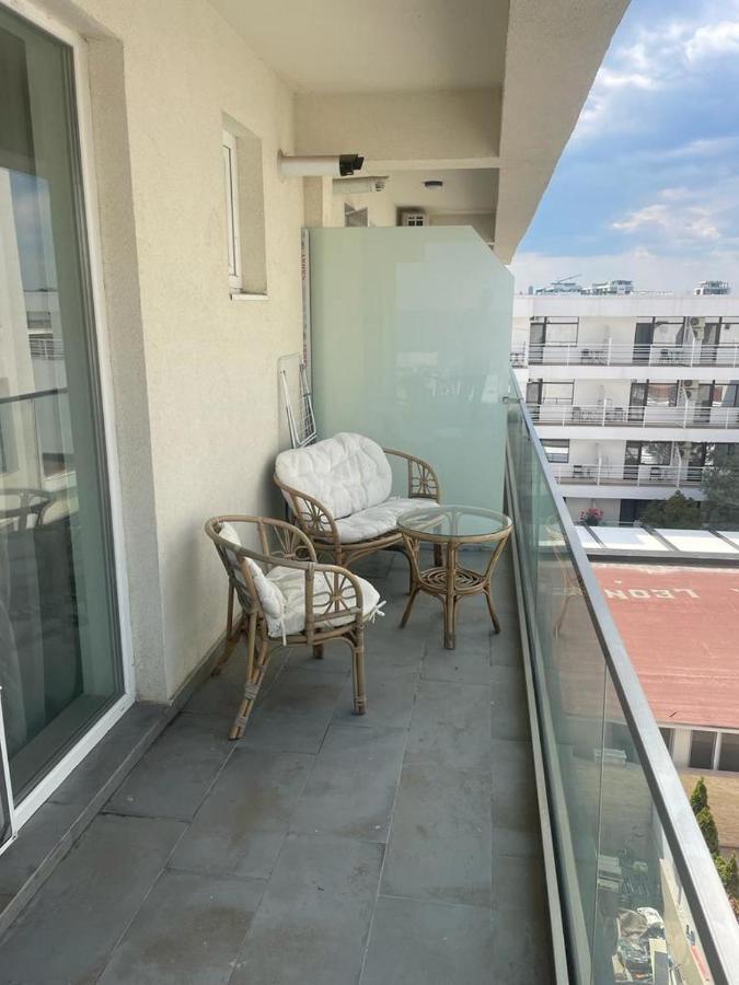 Ini Apartment Alezzi Navodari Luaran gambar