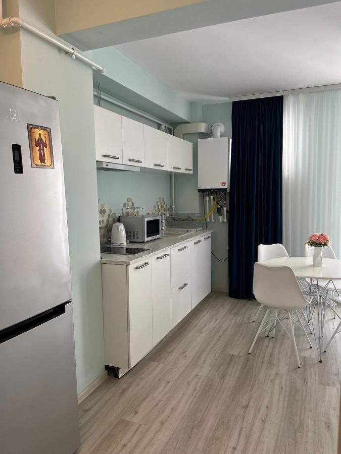 Ini Apartment Alezzi Navodari Luaran gambar
