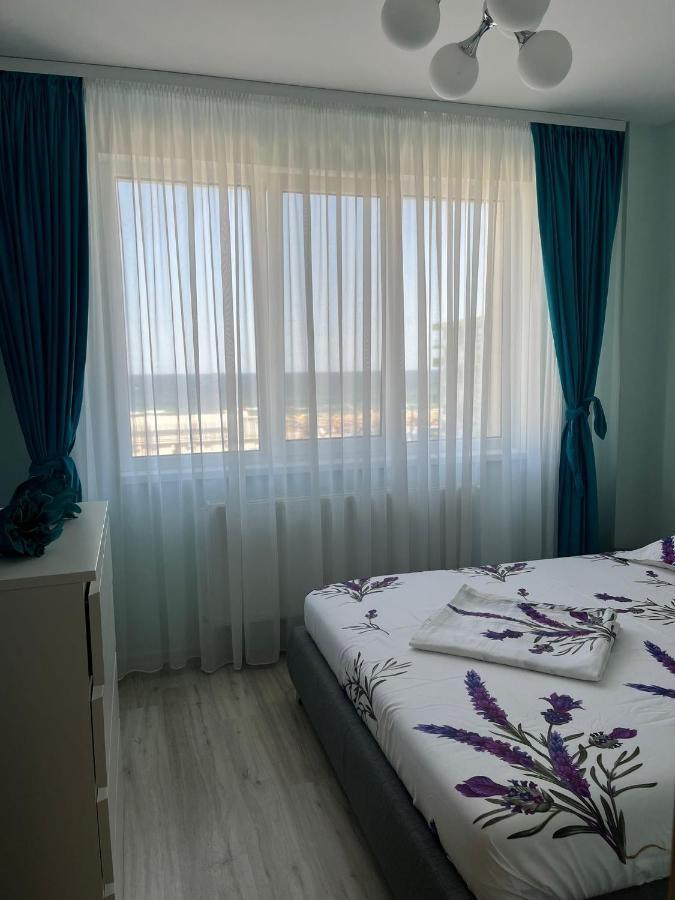 Ini Apartment Alezzi Navodari Luaran gambar